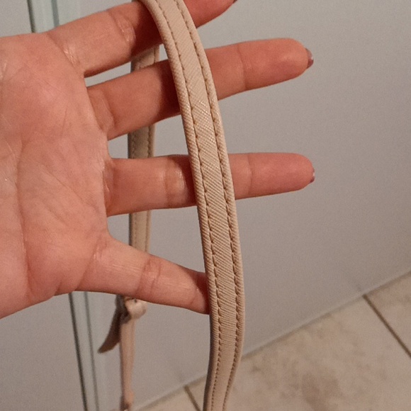 Guess crossbody bag - Picture 4 of 8